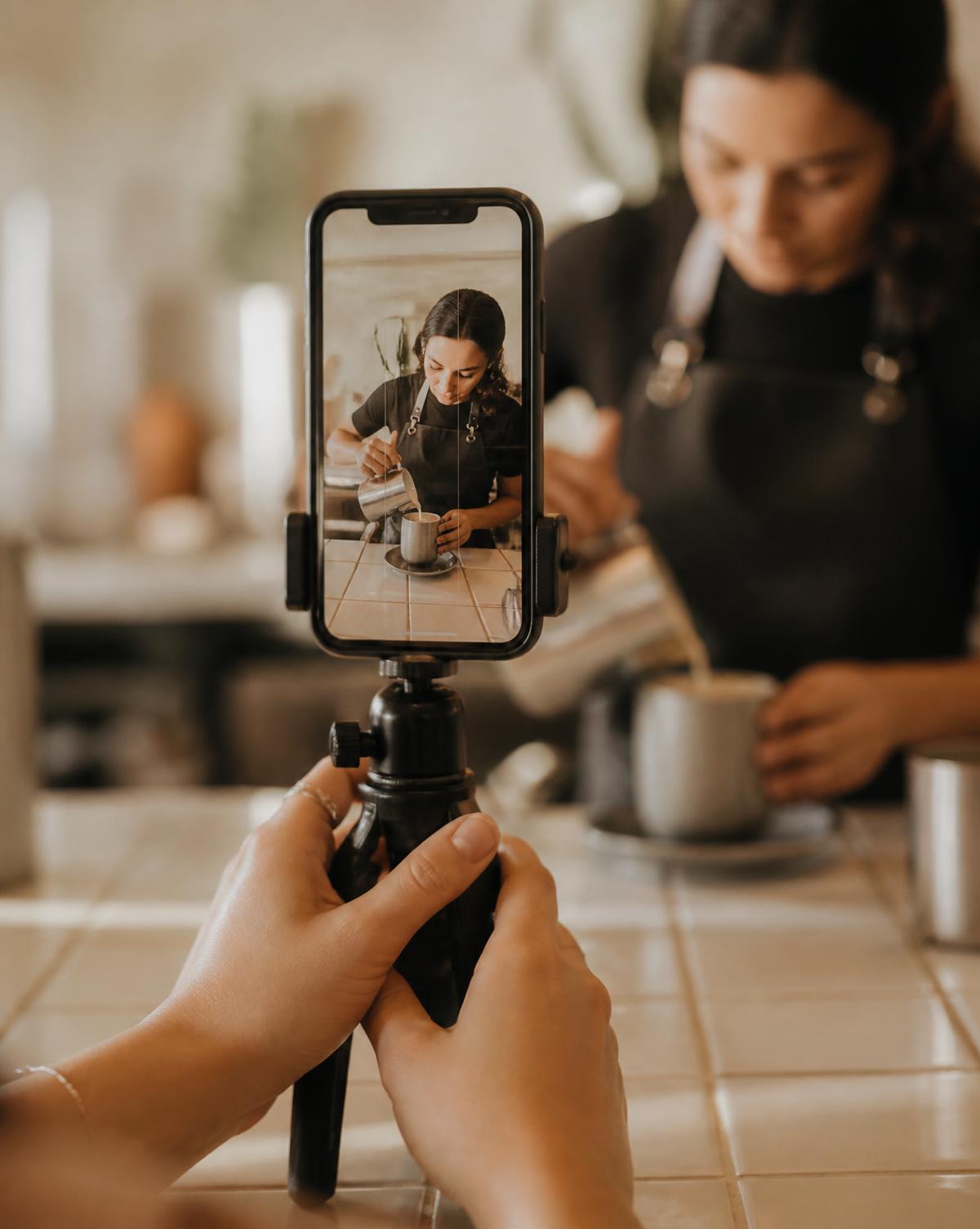 Tournage d'un Reel vertical au smartphone